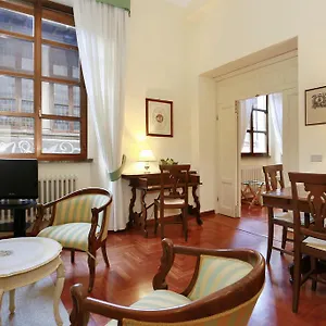 https://residenza-depoca-via-santo-spirito-6.it-tuscanyhotel.com