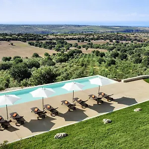 4* Resort Relais Chiaramonte